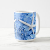 Blaue Hydrangea-Blume Kaffeetasse (VorderseiteRechts)