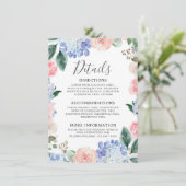 Blaue Hydrangeas Pastellrosa Rosen Hochzeit Begleitkarte (Stehend Vorderseite)