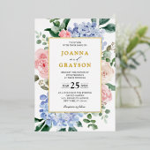 Blaue Hydrangeas Pastellrosa Rosen Hochzeit Folieneinladung (Stehend vorne)