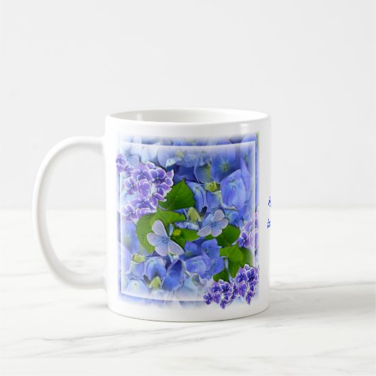 Blaue Hydrangeas und Schmetterlinge Kaffeetasse (Links)