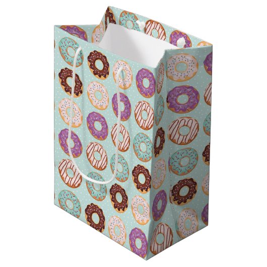 Blaue Icierte Donuts mit Sprinklen-Muster-Party Mittlere Geschenktüte (Vorderseite Schrägansicht)