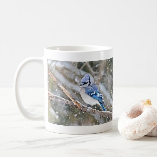 Blaue Jay im Schneesturm Kaffeetasse (Mit Donut)