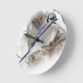 Blaue Jay im Winterschnee Runde Wanduhr (Winkel)