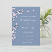 Blaue Kirschblüten-Hochzeit Einladung (Stehend Vorderseite)