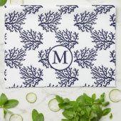 Blaue Korallen auf weißem Grund Geschirrtuch (Gefaltet)