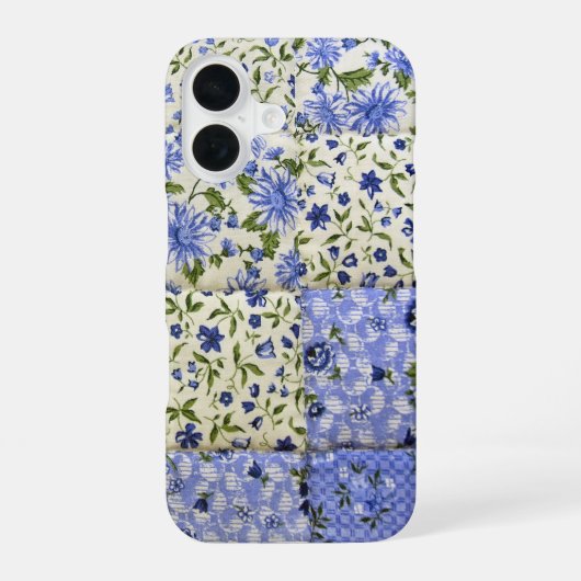 Blaue Kornblumen-Patchworkdecke iPhone 16 Hülle (Rückseite)