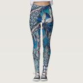 Blaue Kräne, die über Blumen fliegen Leggings (Vorderseite)