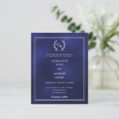 Blaue Kranz-Monogramm-Hochzeitseinladung (Stehend Vorderseite)