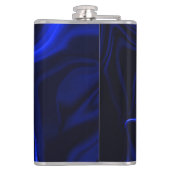 Blaue Kurven und Wellenmuster in dunkelblauem Bild Flachmann (Rückseite)