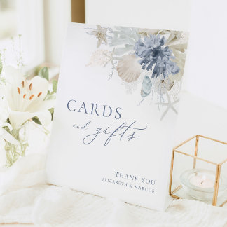 Blaue Küstenkarten und Geschenke Hochzeitstischsch Sockelschild