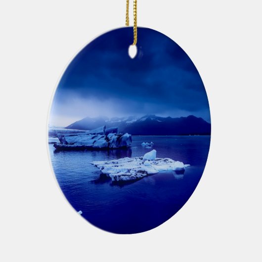 Blaue Landschaft Islands Keramik Ornament (Rechts)