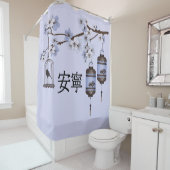 Blaue Laternen-Vogelkäfig "Tranquility" Duschvorhang (Beispiel)