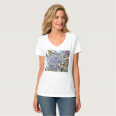 Blaue Lavander-Blume T-Shirt (Vorderseite Vollansicht)