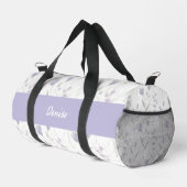 Blaue Lila Aquarell-Wildblumen-Monogramm Duffle Bag (Rechte Ecke)