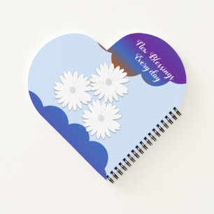 Blaue Lila Wolke mit weißer Blume Notizblock