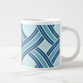 Blaue Linienmuster Jumbo-Tasse (Rechts)