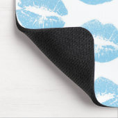 Blaue Lippen, Lippenmuster, blauer Lipstick, Kuss Mousepad (Ecke)