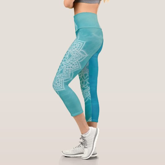 Blaue Mandala Capri Leggings (Links)