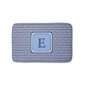 Blaue Marine Geometrisches Chevron Monogramm Badematte (Vorderseite)