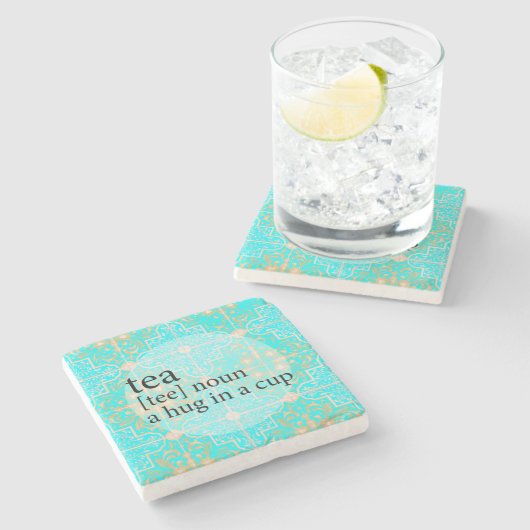 Blaue marokkanische Fliesen-Tee-Zeit-Umarmung in Steinuntersetzer (Seitenansicht)