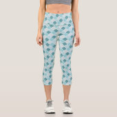 Blaue marokkanische Trellis, Latticework, Quatrefo Capri Leggings (Vorderseite)