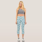 Blaue marokkanische Trellis, Latticework, Quatrefo Capri Leggings (Vorderseite)