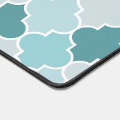 Blaue marokkanische Trellis, Latticework, Quatrefo Schreibtischunterlage (Ecke)