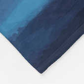 Blaue Meeresfarbe Abstraktes Meer Monogramm Fleecedecke (Ecke)