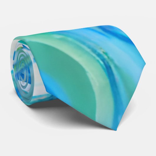 Blaue Meereswellen Krawatte (Gerollt)
