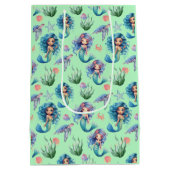 Blaue Meerjungfrau-Geschenktasche in Grün Mittlere Geschenktüte (Rückseite)