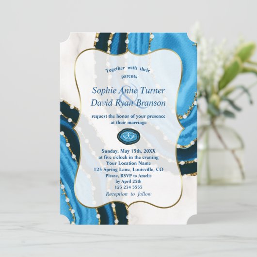 Blaue Meerwasserfarbe Perlen Hochzeit Einladung (Stehend Vorderseite)