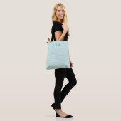 Blaue Minzstreifen-Klassiker Monogramm-Initialen Tasche (Am Model)