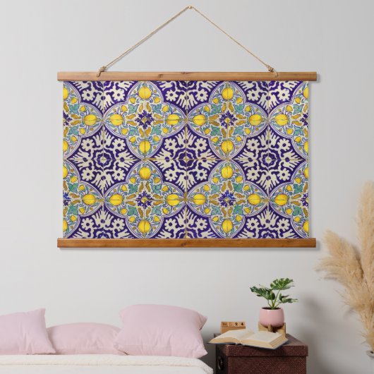 Blaue Mittelmeermuster Gelbe Blüten Wandteppich Mit Holzrahmen (Schlafzimmer)