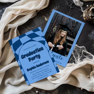 Blaue moderne Architektur mit Foto-Abschlussfeier Einladung