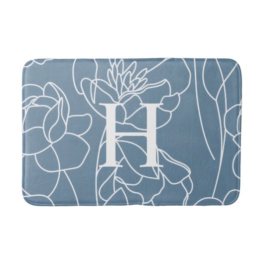 Blaue moderne elegante Wildblumen-Monogramm Badematte (Vorderseite)