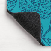Blaue Monstera-Blätter. Mousepad (Ecke)