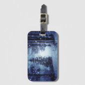 Blaue Moonlit Magische Wälder Winterlandschaft Gepäckanhänger (Vorderseite Vertikal)