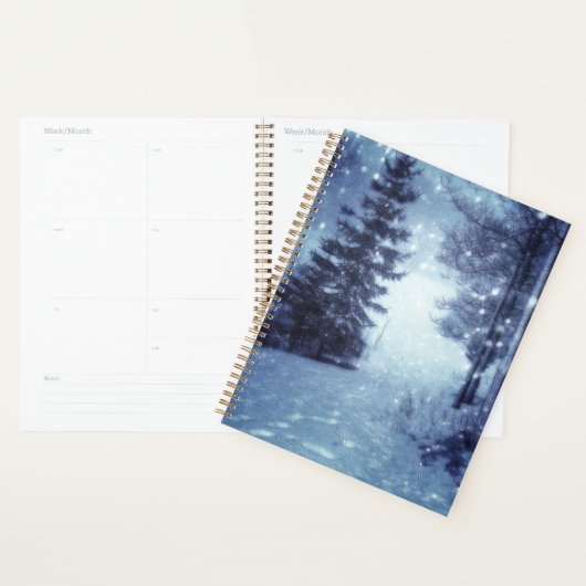 Blaue Moonlit Magische Wälder Winterlandschaft Planer (Anzeige)