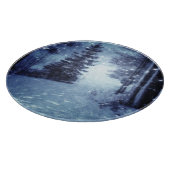 Blaue Moonlit Magische Wälder Winterlandschaft Schneidebrett (Ecke)