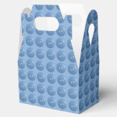 Blaue nähknöpfe auf Blau Geschenkschachtel (Geöffnet)