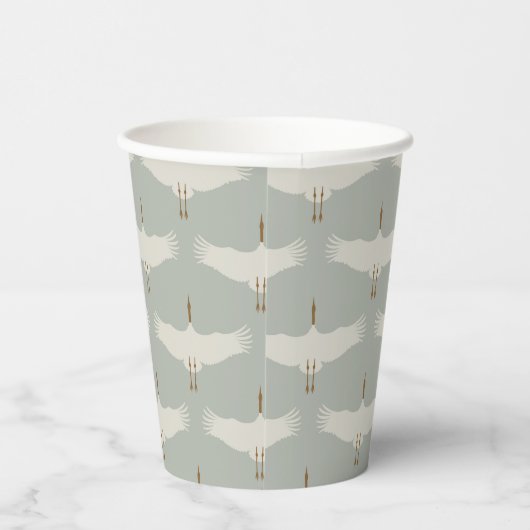 Blaue, neutrale Vogelkrane Art-Déco-Muster Pappbecher (Rechts)