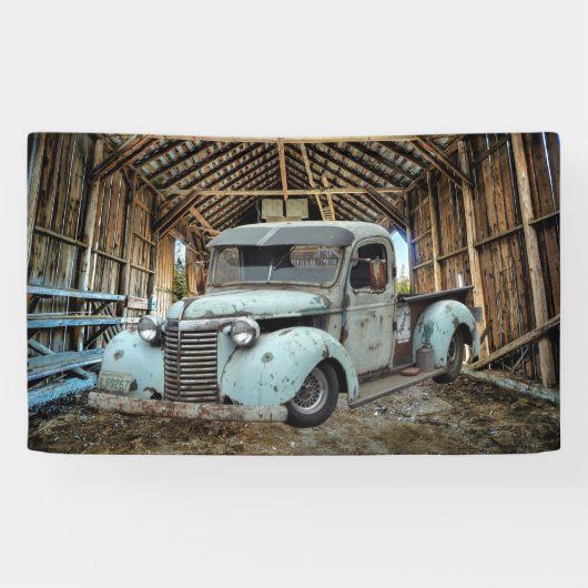 Blaue Oldtimer-Lastwagen Rustikale Scheune Banner (Horizontal)