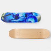 Blaue Orchideen Skateboard (Horizontal)