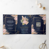 Blaue Pampas Dusty Pink Roses QR Code Hochzeit Dreifach Gefaltete Einladung (Innenseite)