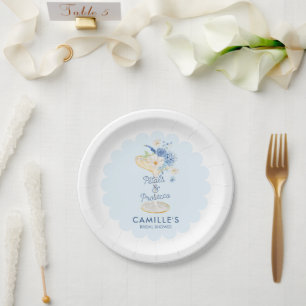 Blaue Petalen und Prosecco Pappteller