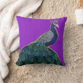 Blaue Pfaue mit Lila Hintergrund Kissen (Decke)