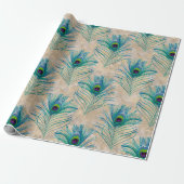 Blaue Pfauenfedern auf hellbraun Geschenkpapier (Ungerollt)