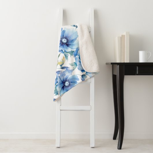 Blaue Pflaume-Blume Sherpadecke (Beispiel)