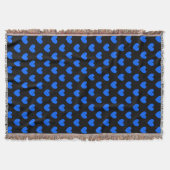Blaue Polka-Herzen auf schwarz Decke (Vorderseite)