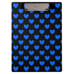Blaue Polka-Herzen auf schwarz Klemmbrett